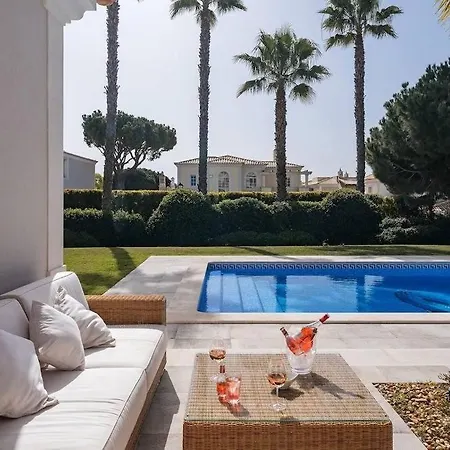Villa 4br With Private Pool In - What'app - 0049-1521-4658-810 - For Reservations! *